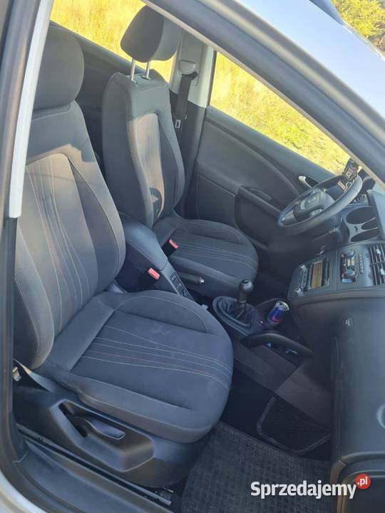 Seat Altea XL 2011r 16tdi 105k światła przeciwmgielne Seat Piła