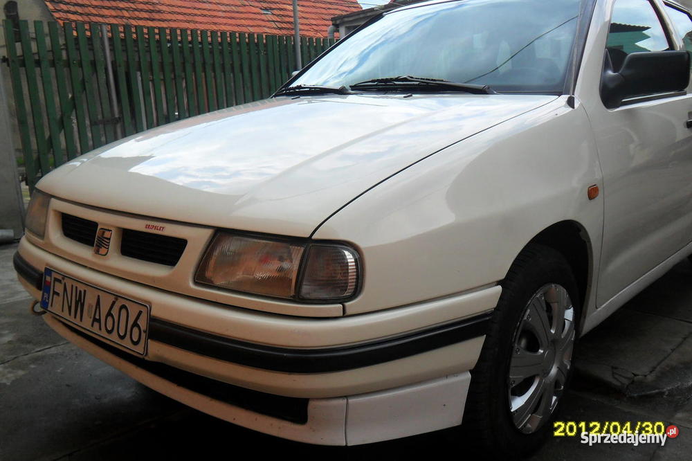 Seat Ibiza garażowany Nowa Sól sprzedam
