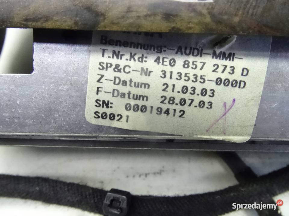 4E0857273D AUDI A8 D3 WYSWIETLACZ MMI RADIA osobowe Przemęt