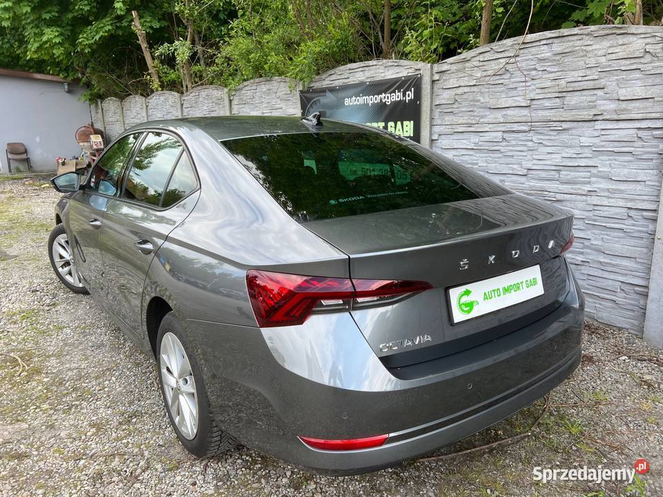 Skoda Octavia IV Kamera radar isofix