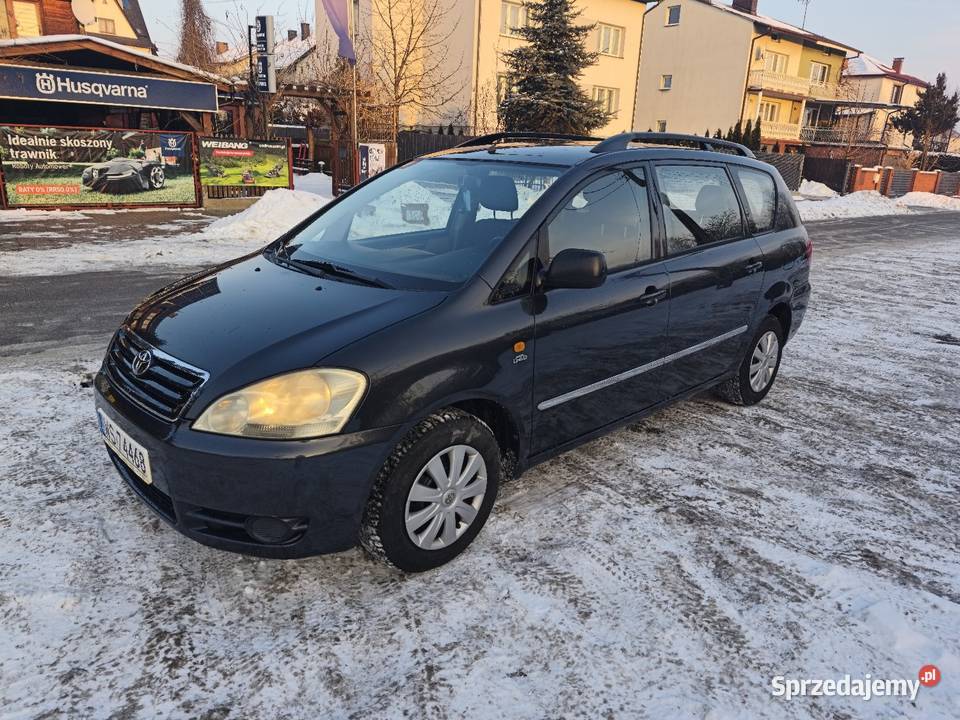 Toyota Avensis Verso 20 D4D 116 koni 2003 Van / Minibus Łuków sprzedam