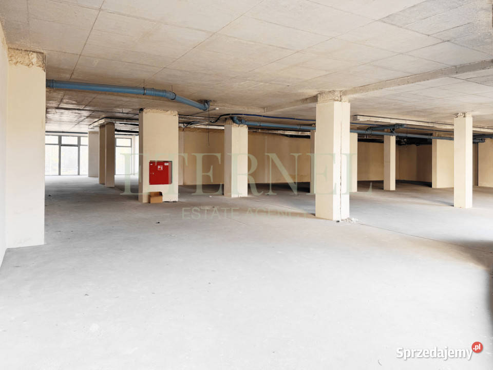 Inwestycyjny lokal z pozwoleniem na mieszkania Kraków