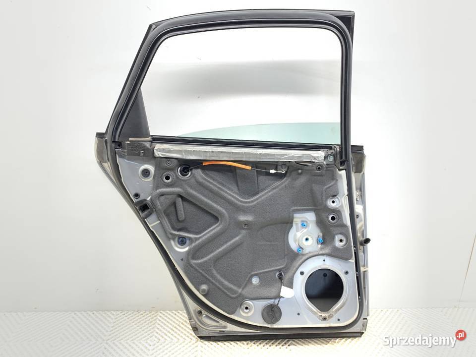 DRZWI LEWY TYŁ AUDI A4 B6 Hatchback 0005