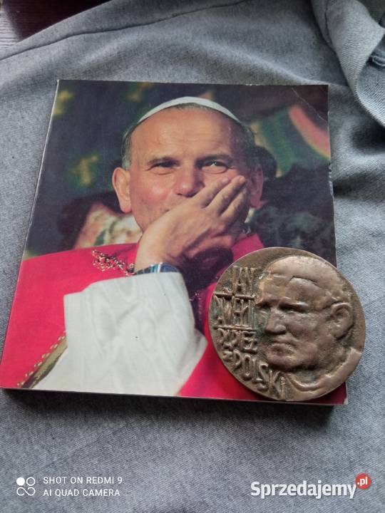 Jan Paweł 2 wizerunek mosiądz książka z podpisem Szczecin