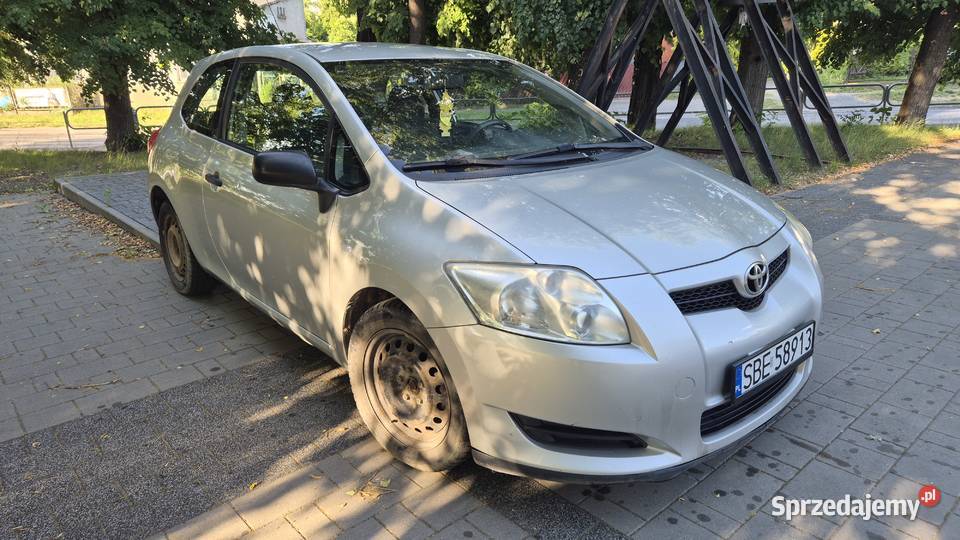 TOYOTA AURIS 14 DIESEL D4D 2009 Częstochowa