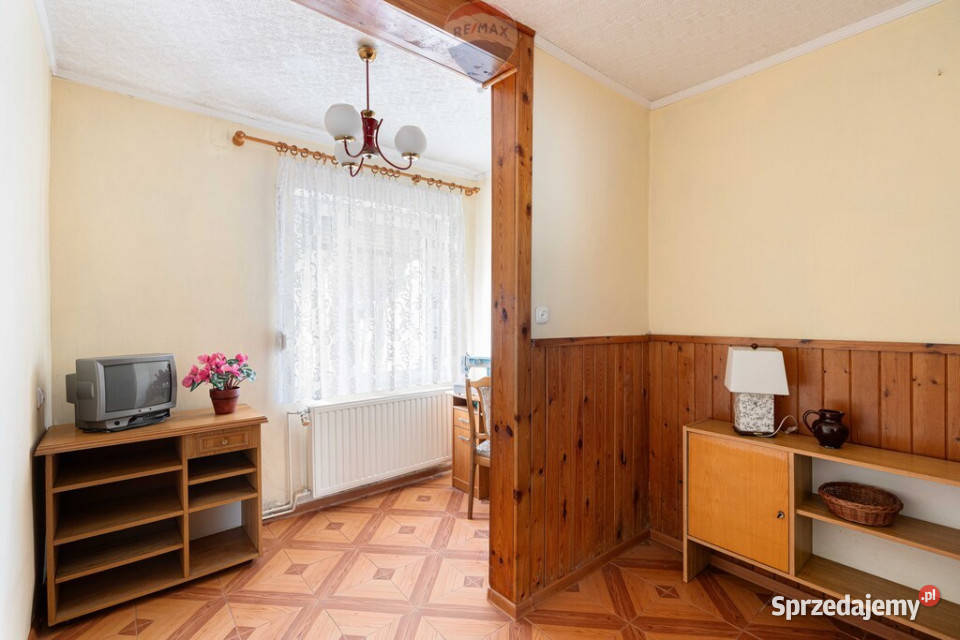 Cerekwica bliźniak z garażem i zapleczem zaraz