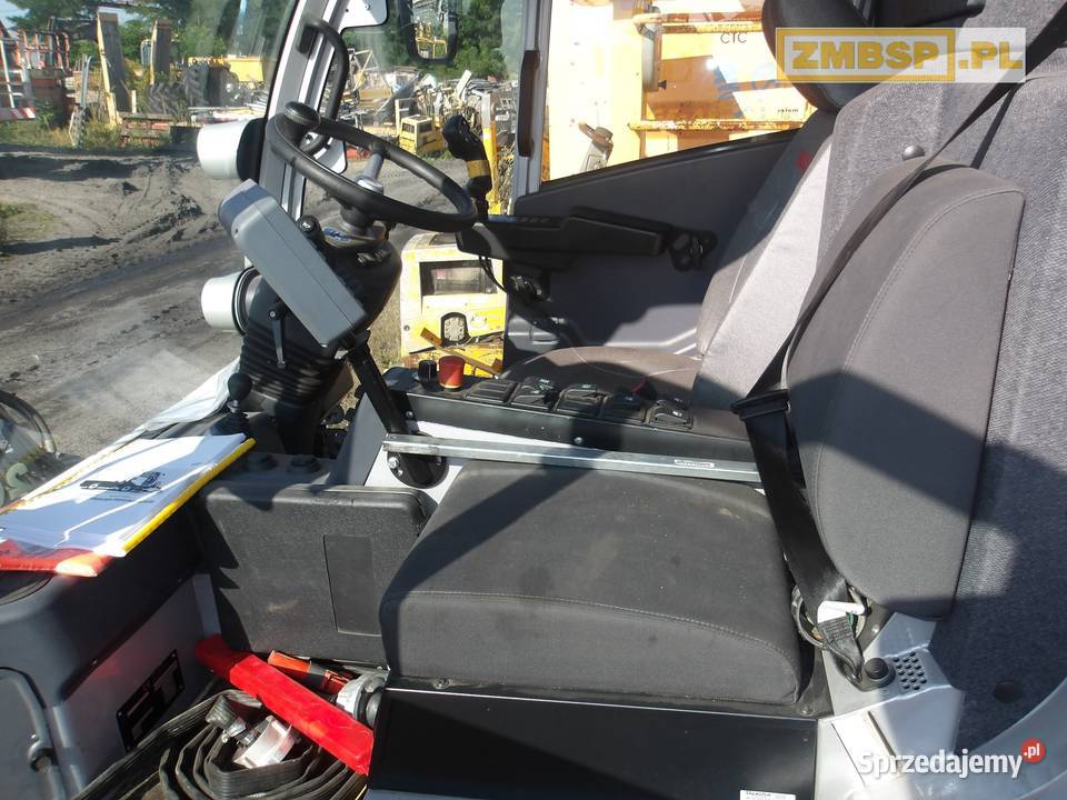 Kompaktowa zamiatarka miejska Bucher CityCat Pleszew