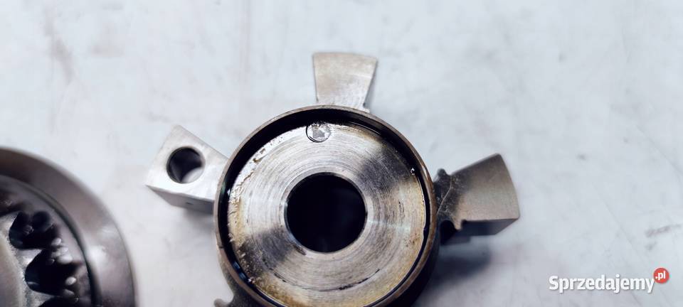 WARIATOR AUDI A3 A4 A6 20 TFSI 06F109088B USZK 2 Przystajń sprzedam