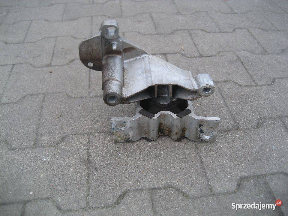 dacia duster lift 1317r 16 benzyna poduszka łapa Rakoniewice