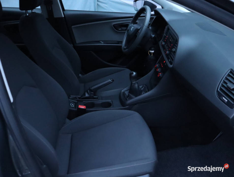 Seat Leon 16 TDI 193523km Piaseczno sprzedam