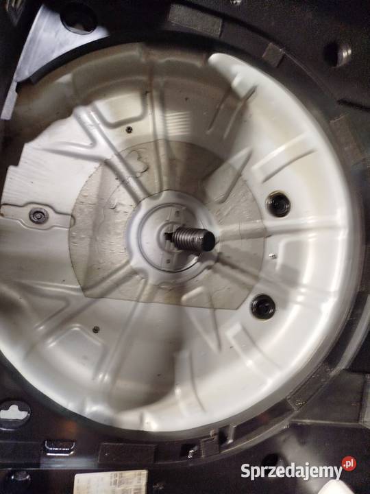 Samochód osobowy VW Touran Umieszcz