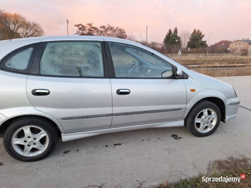 Nissan Almera Tino wygodny i komfortowy Almera Tino Drawsko Pomorskie