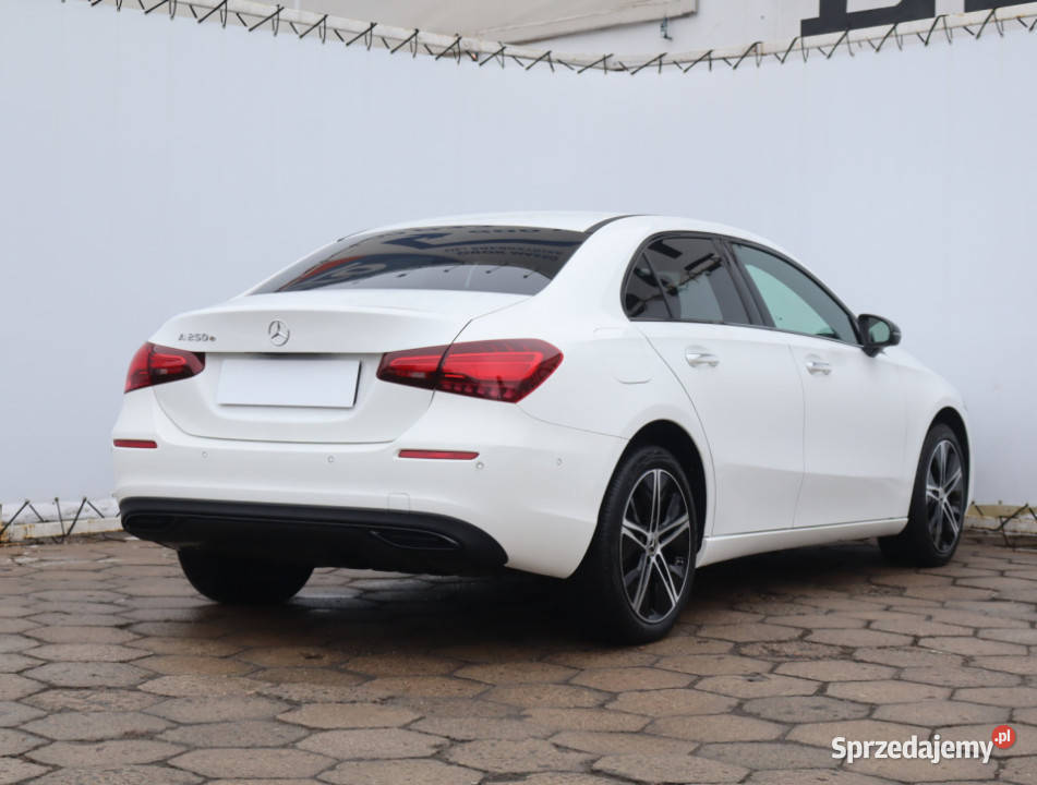 Mercedes A A 250 e Łódź