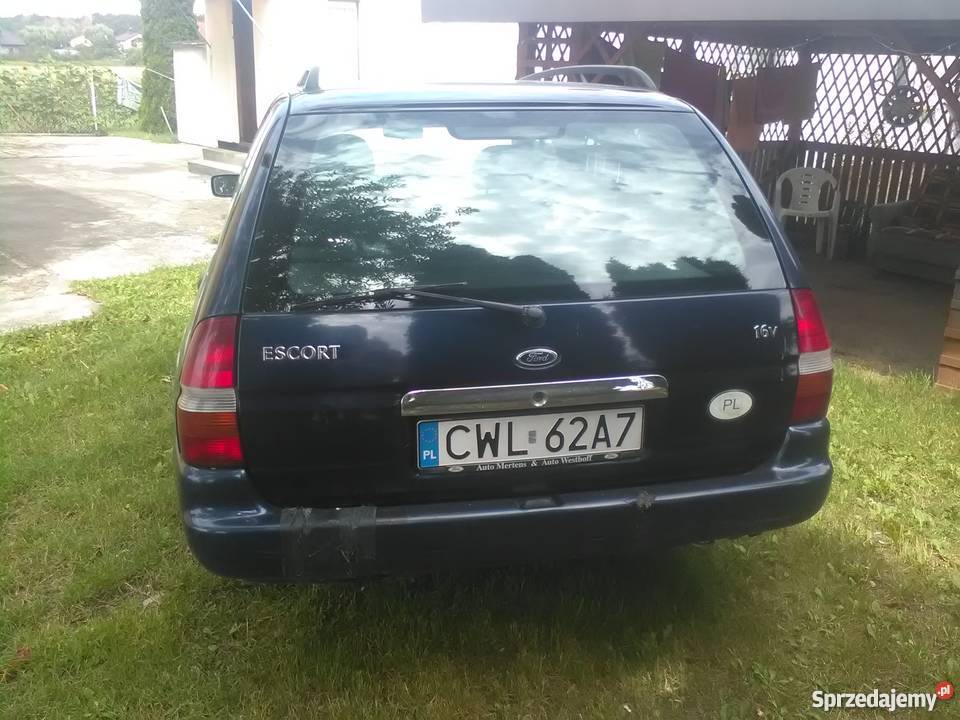 Ford Escort 16 Kombi 1997 radio / CD Escort Włocławek