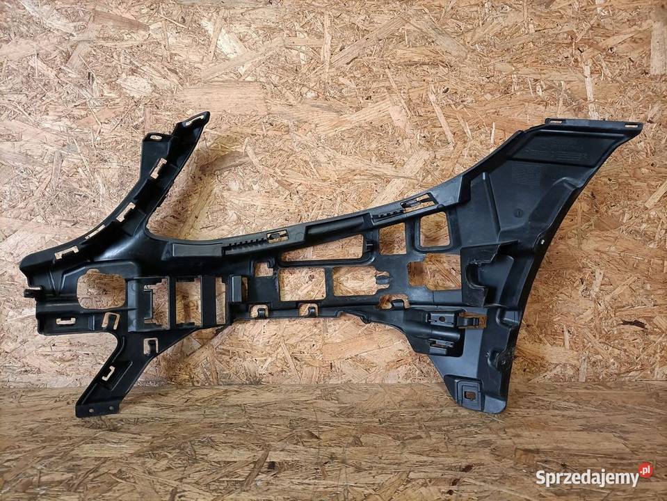 MERCEDES CKLASA W205 14 ŚLIZG ZDERZAKA PRAWY Pozostałe Pleszew