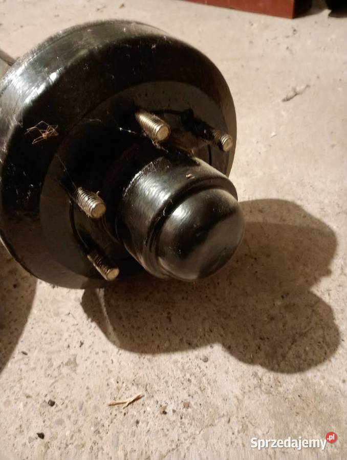 oś i felgi wozu konnego Białobrzegi