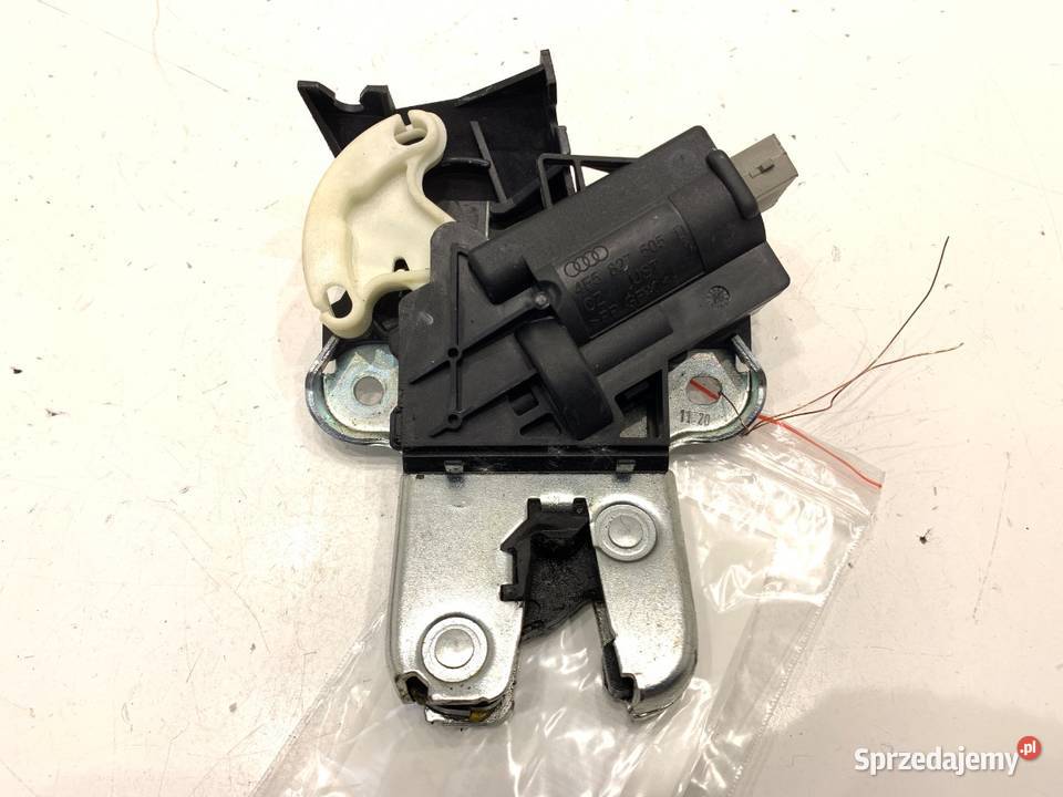 ZAMEK KLAPY TYŁ AUDI A6 C6 SedanLimuzyna