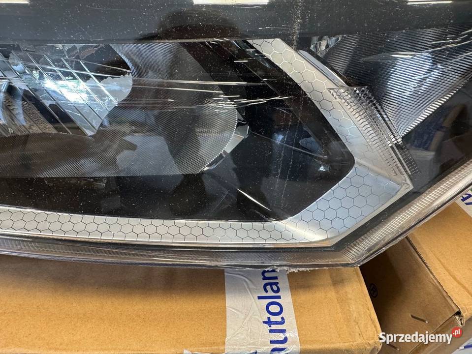 Hyundai i20 III reflektor przód nowy 21 Motycz