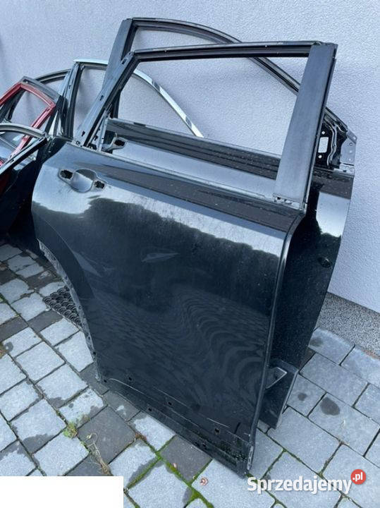 Honda CrV V 2019 drzwi prawy tył osobowe Części samochodowe
