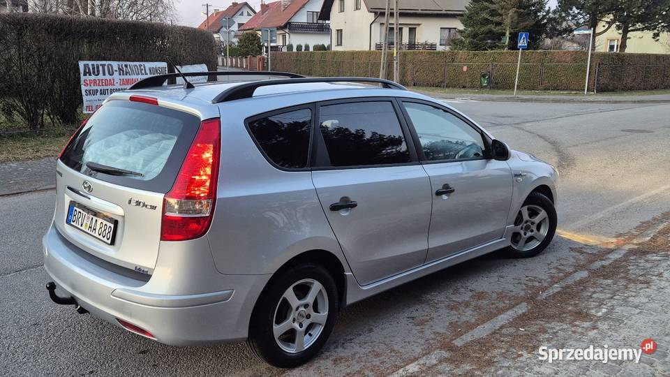 HYUDAI I30 LIFT 16 CRDI OPŁACONY Z NIEMIEC KLIMA