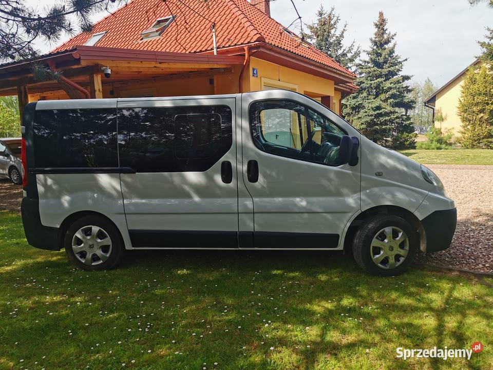 Renault Trafic 20 dci MAŁY PRZEBIEG 9 osob brak Dąbrowa Tarnowska