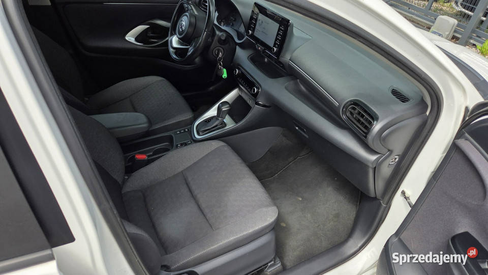 Toyota Yaris 15HSD 125 Salon Bezwypadkowy wspomaganie kierownicy Yaris Otwock Mały