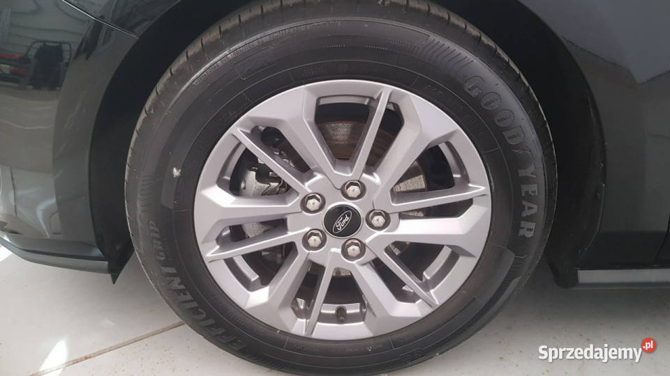 Ford Focus 10 EcoBoost mHEV Titanium X Z aluminiowe felgi Warszawa