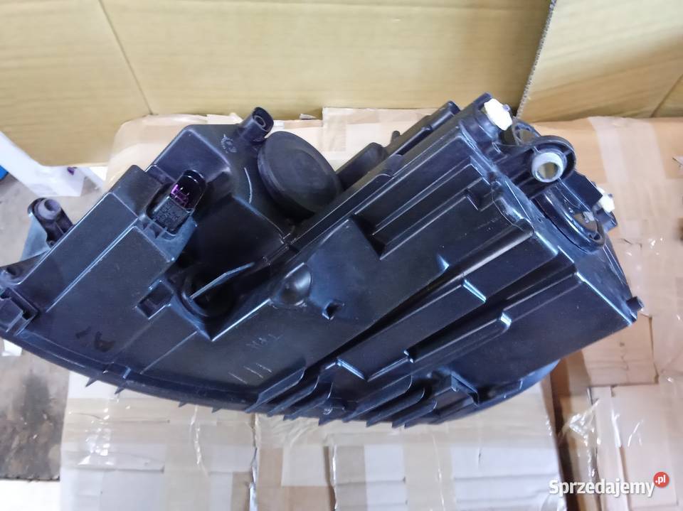 VW JettaUSA 5C7 reflektory LP orginal hella Kamieniec Wrocławski