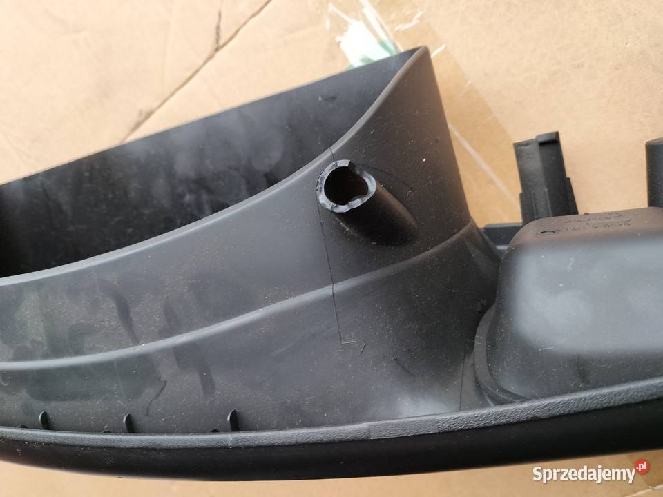 FORD MONDEO MK2 OBUDOWA OSŁONA RAMKA LICZNIKA