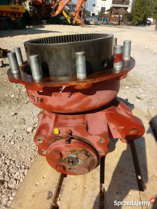 Zwolnica Carraro 2625FR W77 S3x31 P26 SZ10 P655 Części do maszyn budowlanych Kielce sprzedam
