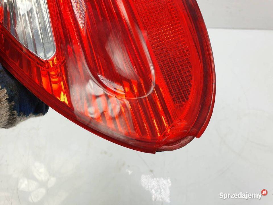 LAMPA PRAWA TYŁ MERCEDES EKLASA W211 A2118201564 osobowe kujawsko-pomorskie Lipno