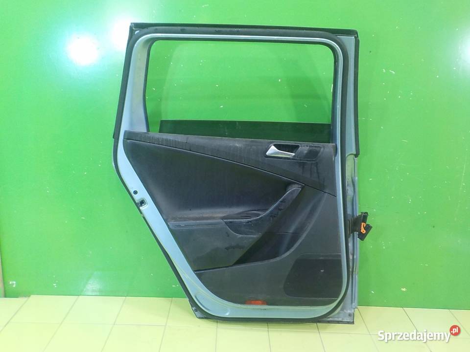 VW PASSAT B6 19 TDI 08r KOMBI drzwi lewe tyl Suków
