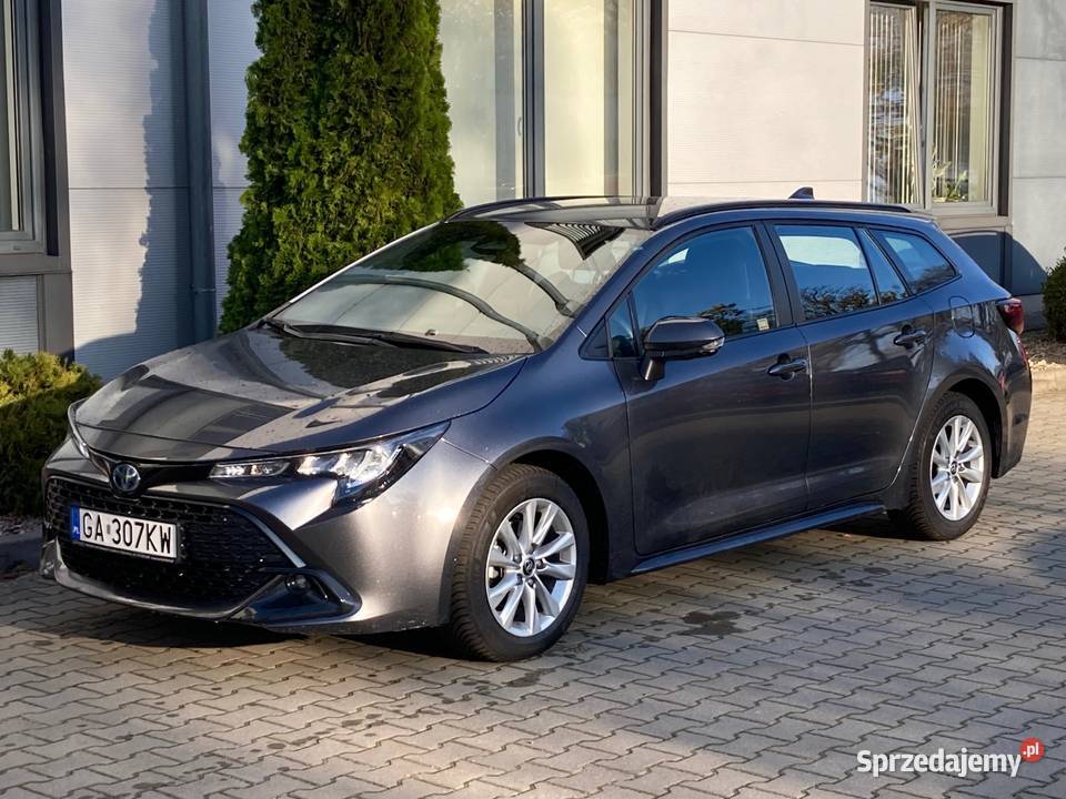 Toyota Corolla Wynajem z Wykupem Bez BIKKRD automatyczna