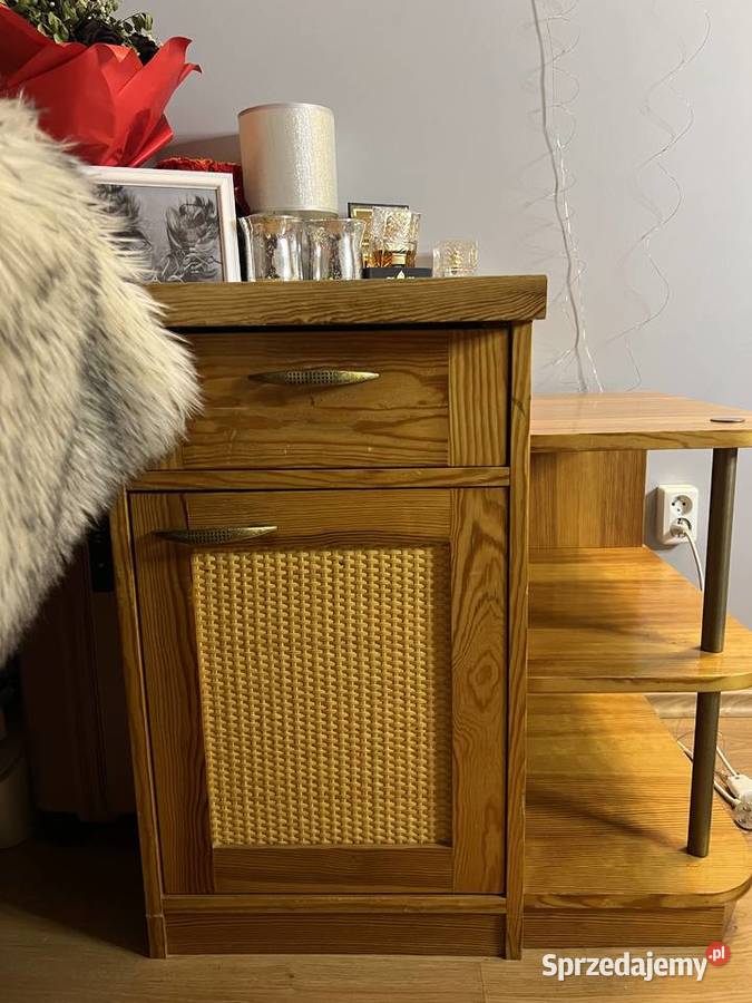 zestaw mebli duże łóżko biurko z drzewa Biurka sprzedam