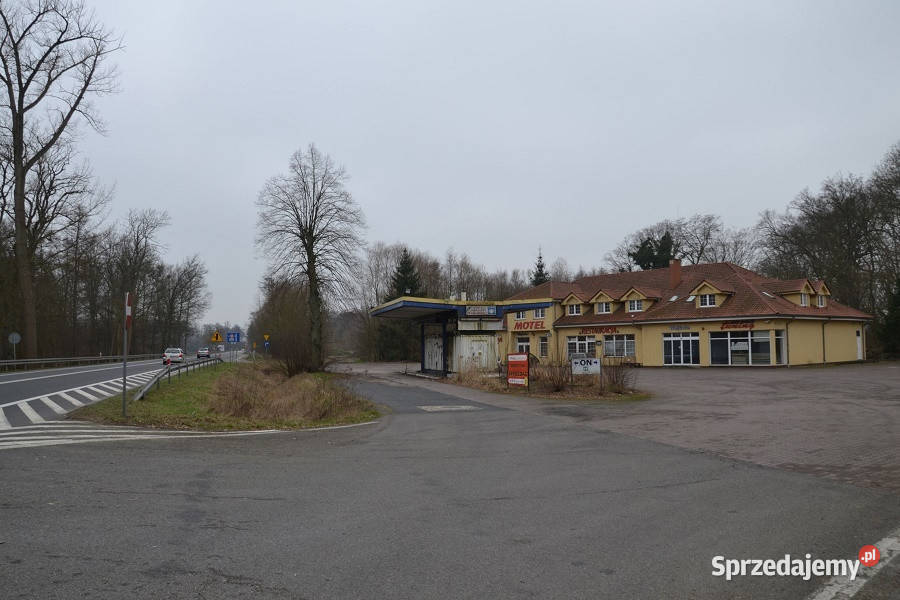 Komornik działki z motelem i stacją paliw w Wityń