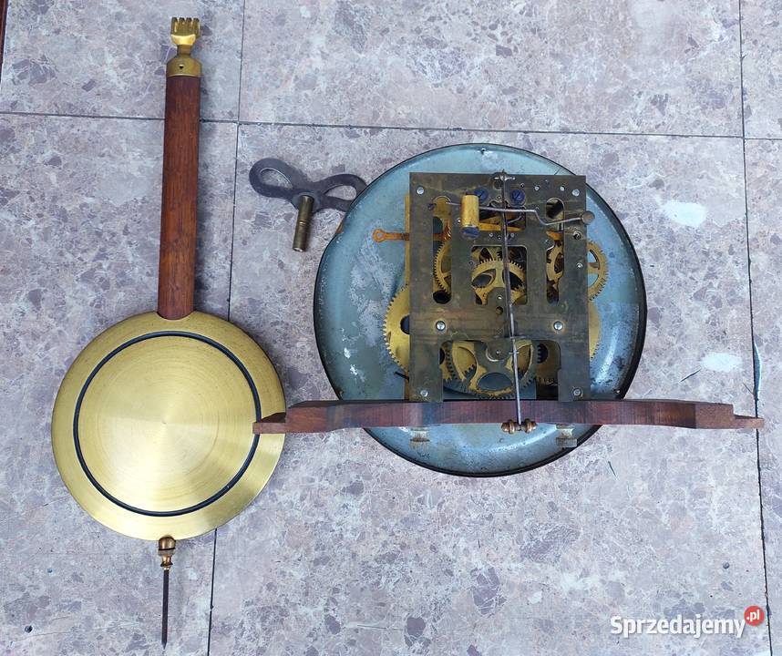 176 Stary zegar ścienny HAU przedwojenny sprawny Tczew sprzedam