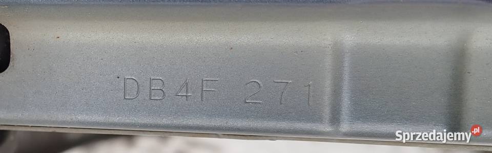 Tylnia belka Mazda CX3 wzmocnienie zderzaka DB4F