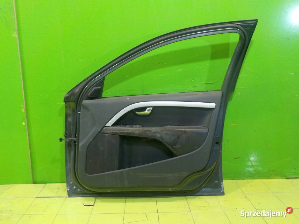 VOLVO V70 III 24 D5 08r KOMBI drzwi prawe przod Suków sprzedam
