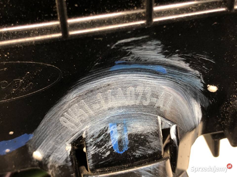 SKRZYNKA BEZPIECZNIKÓW FORD TRANSIT COURIER