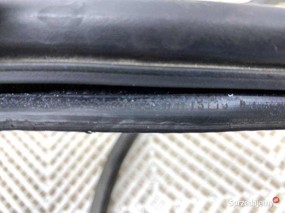 USZCZELKA DRZWI PRZESUWNYCH PRAWA TOYOTA PROACE