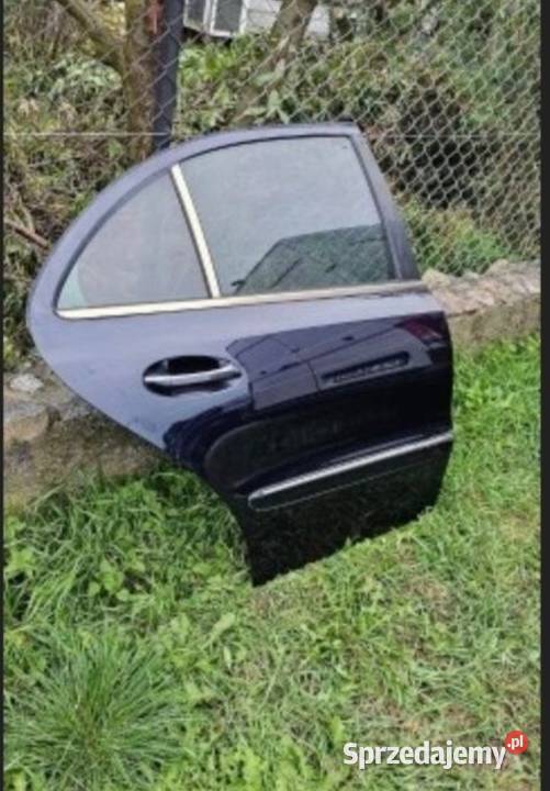 Drzwi prawy tył w211 mercedes kod lakieru 359 Września sprzedam