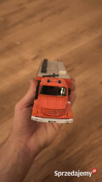 Siku mercedes atego 2109 wóz strażacki Baranówka sprzedam