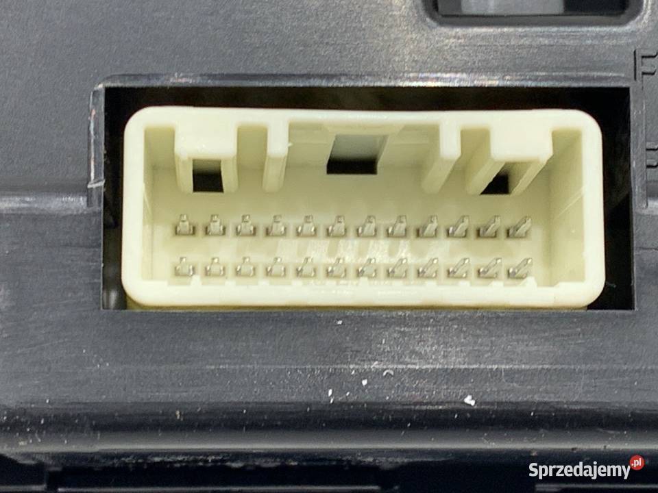 WYŚWIETLACZ KIA VENGA 941011P200 EKRAN MONITOR osobowe