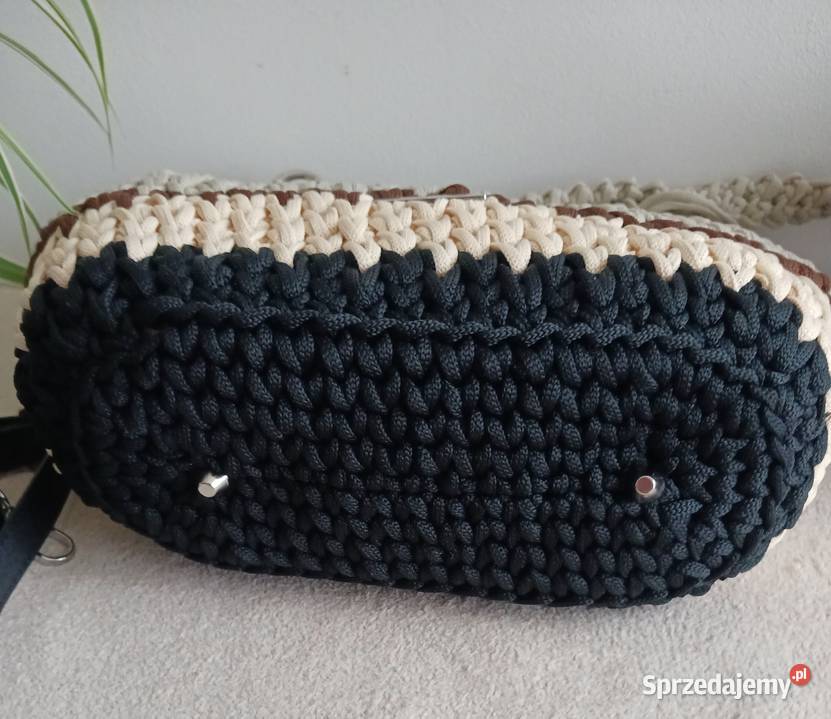 Sprzedam torebkę recznie robiona Janowo sprzedam