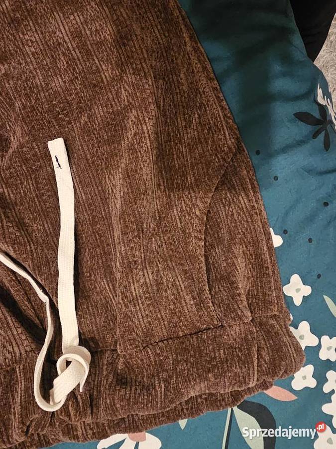 Spodnie sztruksowe Cieszanów