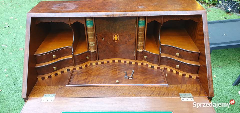 Sekretarzyk orzechowy styl barokowy vintage Wleń sprzedam