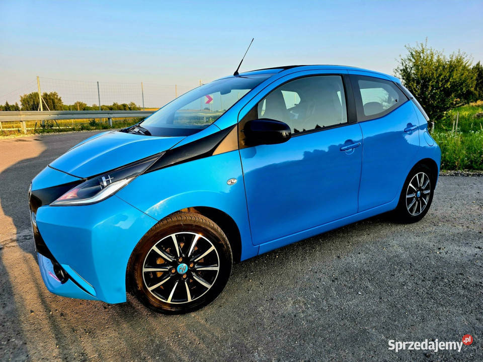 Toyota Aygo Toyota Aygo 10 Wave 2 fabryczny Więcławice Stare