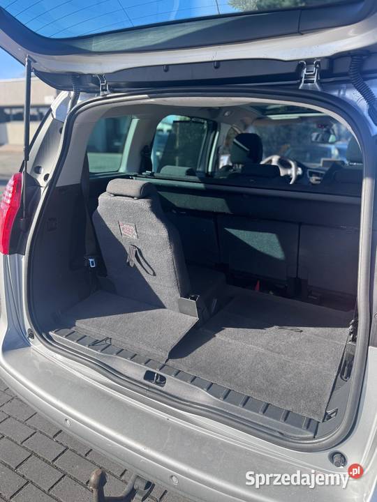 Peugeot 5008 I 16 BENZYNA 2012 Klimatyzacja Rok produkcji 2012 sprzedam