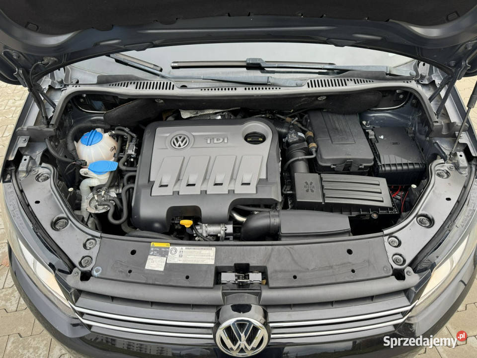 Volkswagen Touran 16 TDI 105 7MIEJSC Nawigacja światła przeciwmgielne Mrągowo