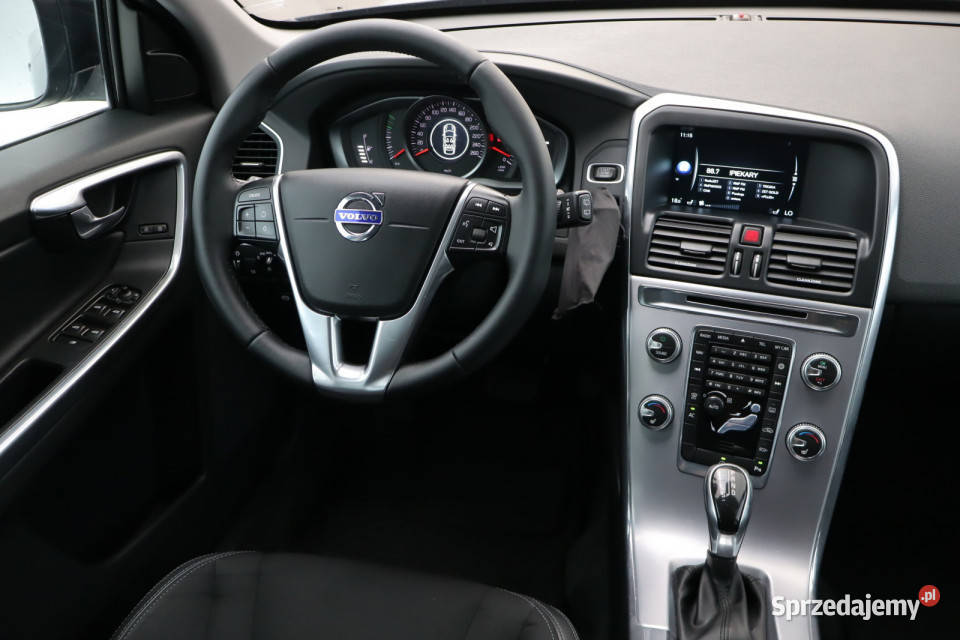Volvo XC60 D3 czarny Zabrze